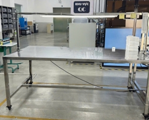 Thiết Kế & Sản Xuất Bàn Inox Chất Lượng Cao Tại Bình Dương 